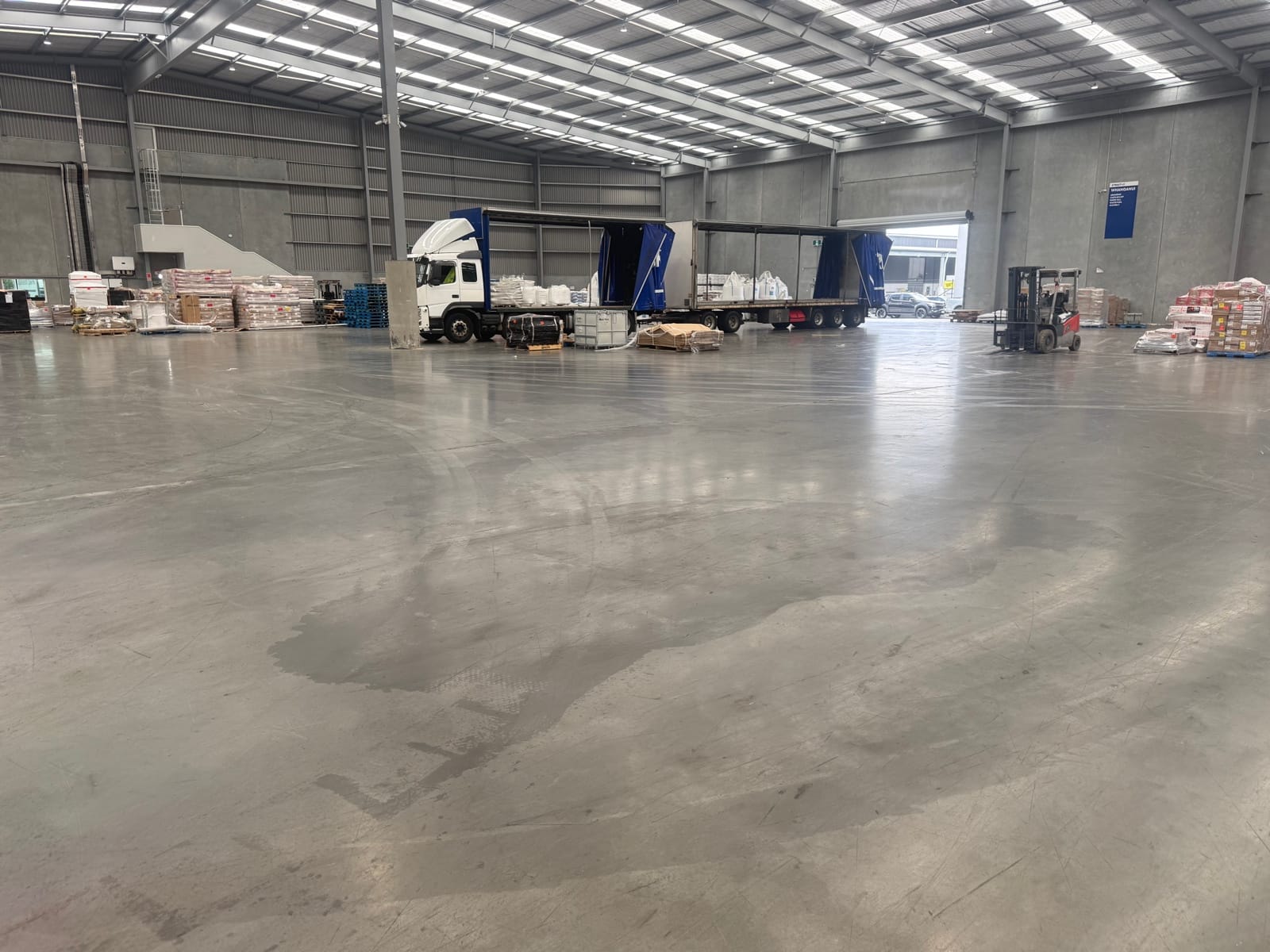 The same warehouse floor after clean-up